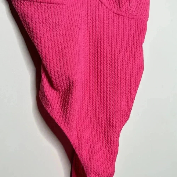 Wild Fable Textures Pink Bodysuit - Picture 5 of 9